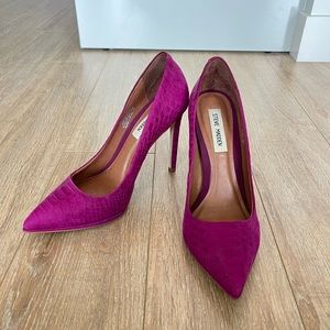Steve Madden Suede Fuchsia Heels